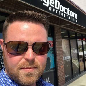 Meet your Posher, Aaron